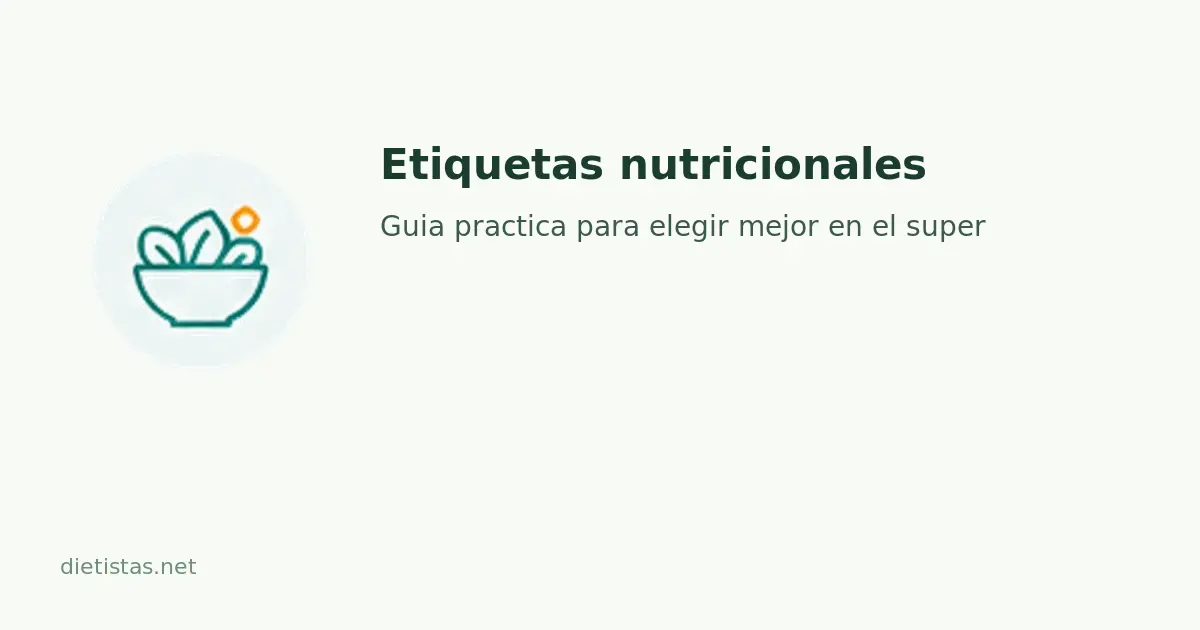 Mujer comparando etiquetas nutricionales de dos productos en el supermercado